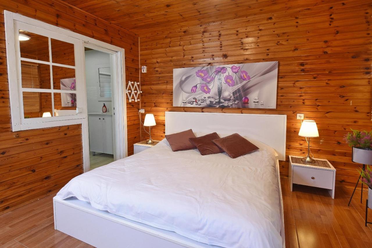Biktot Nofim Villa Manot Exteriör bild